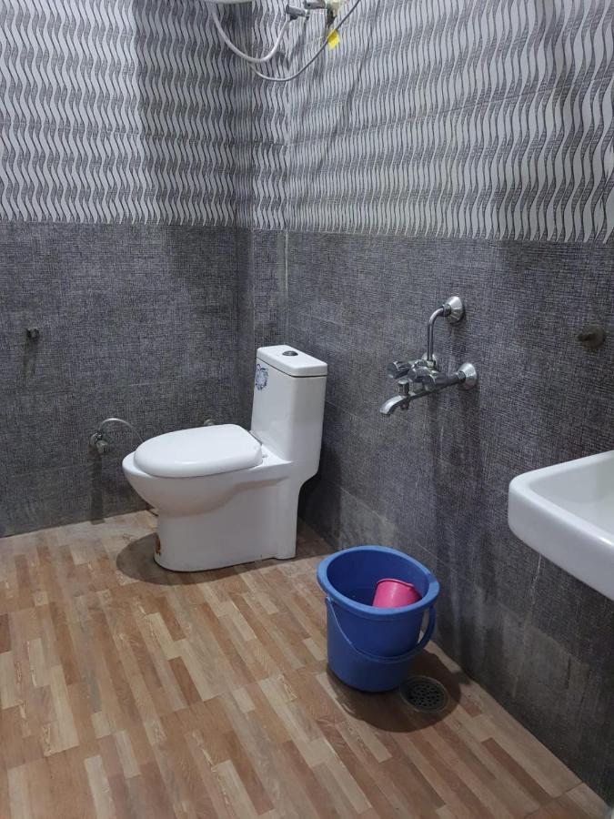 Oyo 83936 Chaudhary Guest House Bulandshahr 外观 照片